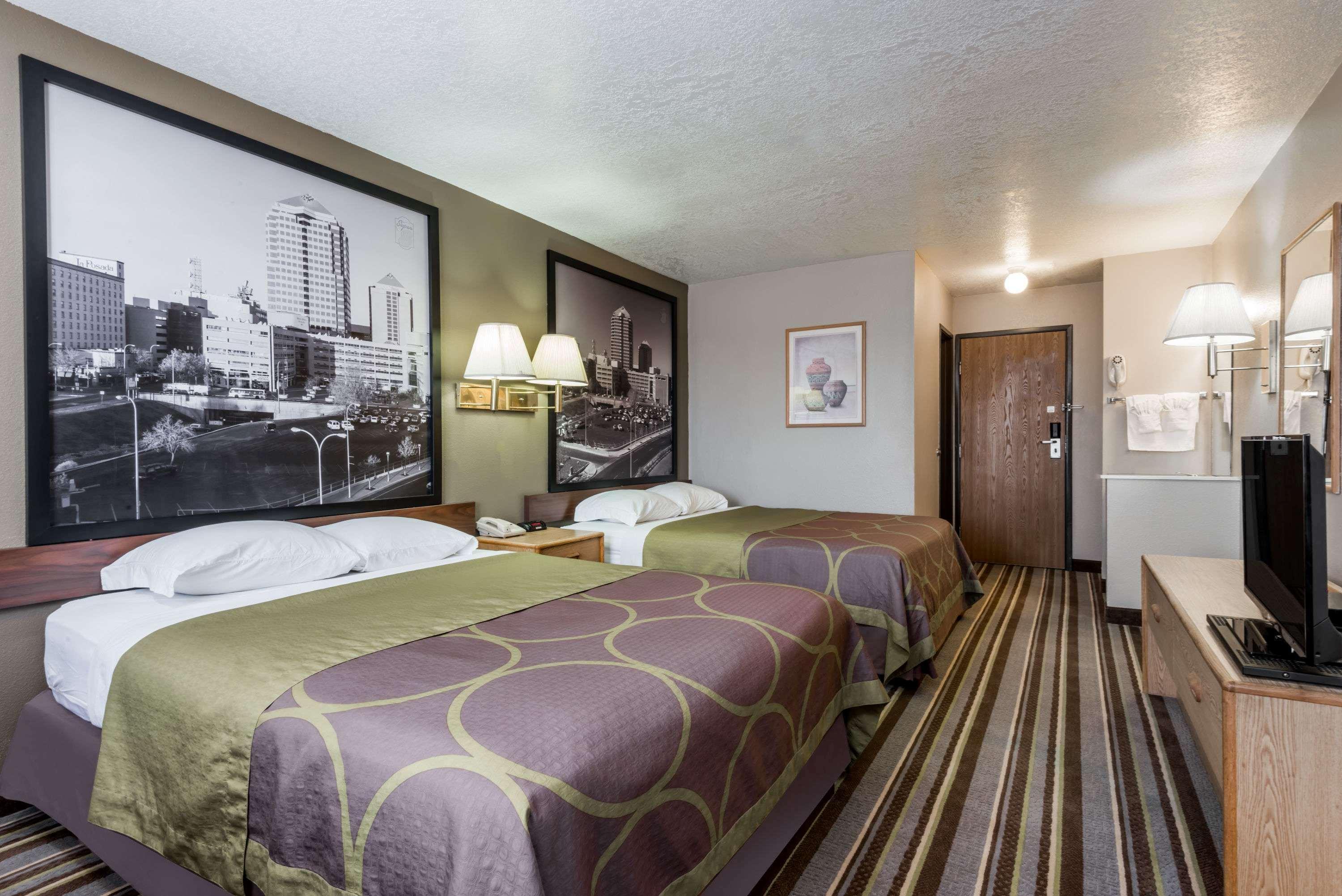 Super 8 By Wyndham Bernalillo Exterior foto