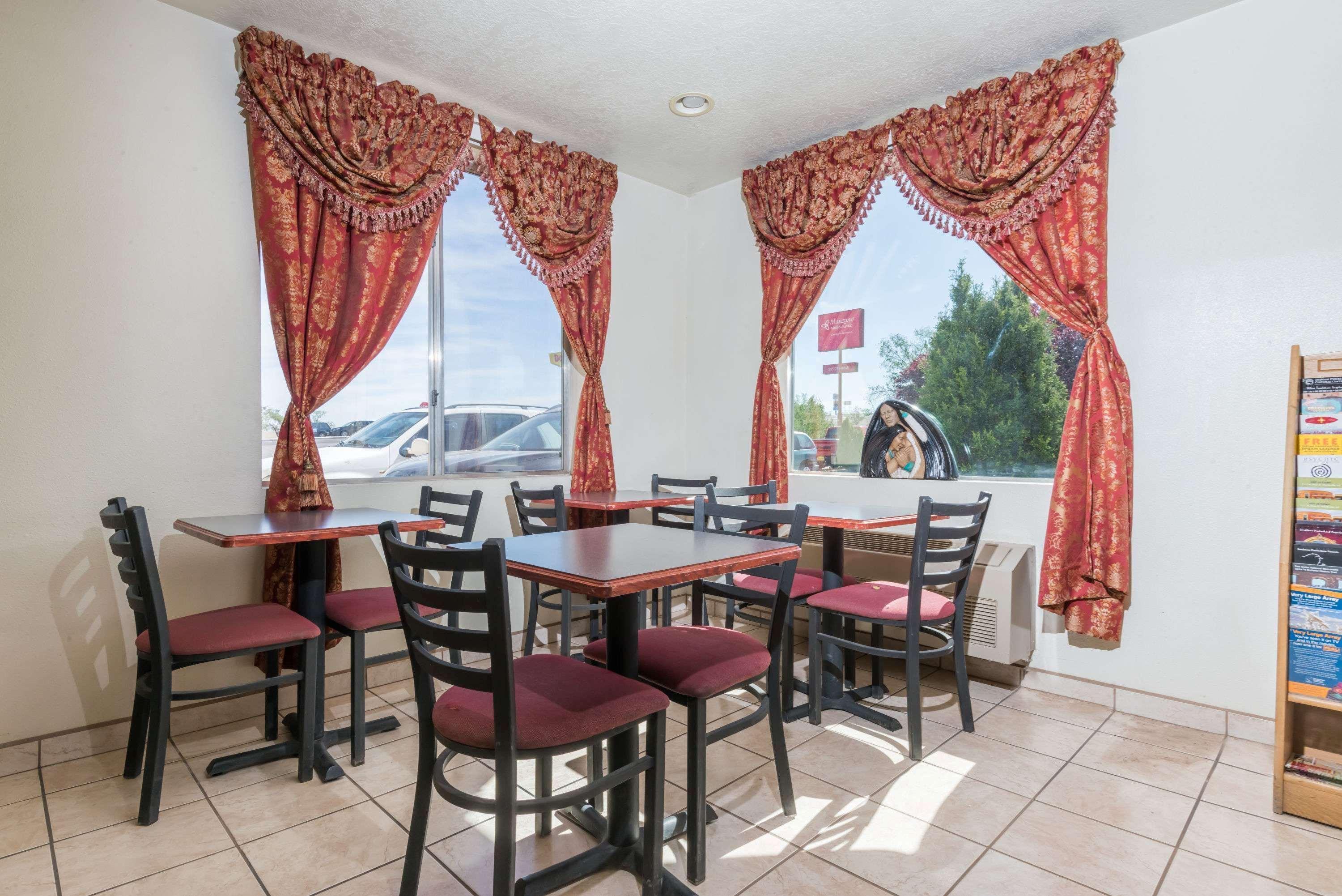 Super 8 By Wyndham Bernalillo Exterior foto