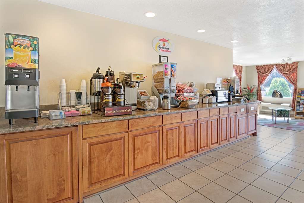 Super 8 By Wyndham Bernalillo Facilidades foto