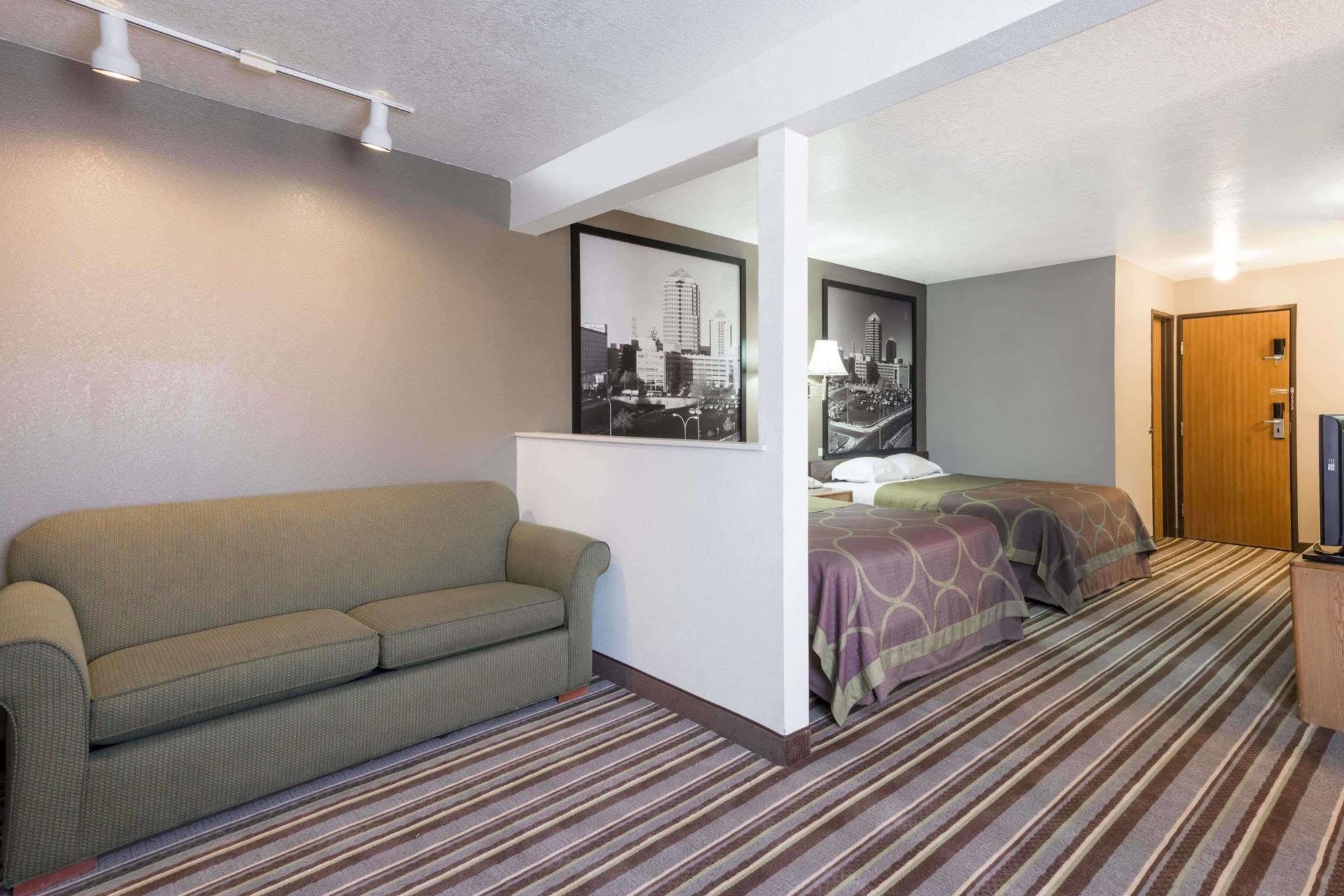 Super 8 By Wyndham Bernalillo Exterior foto