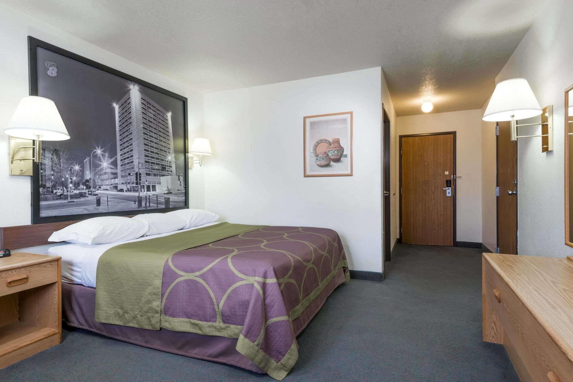 Super 8 By Wyndham Bernalillo Exterior foto