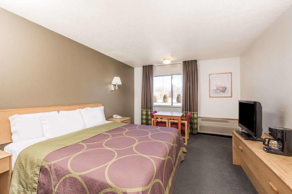 Super 8 By Wyndham Bernalillo Exterior foto