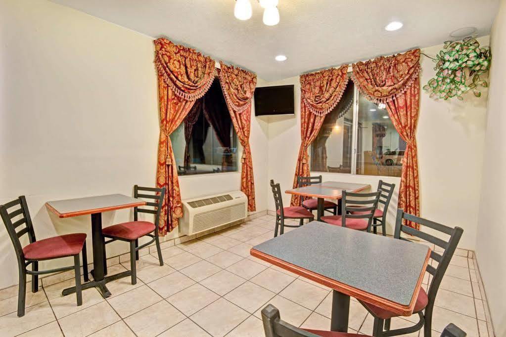 Super 8 By Wyndham Bernalillo Exterior foto