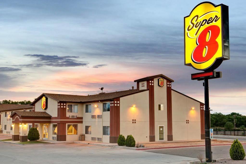 Super 8 By Wyndham Bernalillo Exterior foto
